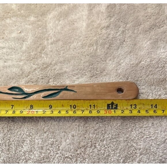 Handcrafted Wooden Back Scratcher With Leaf Design Handle 13" - Picture 5 of 5